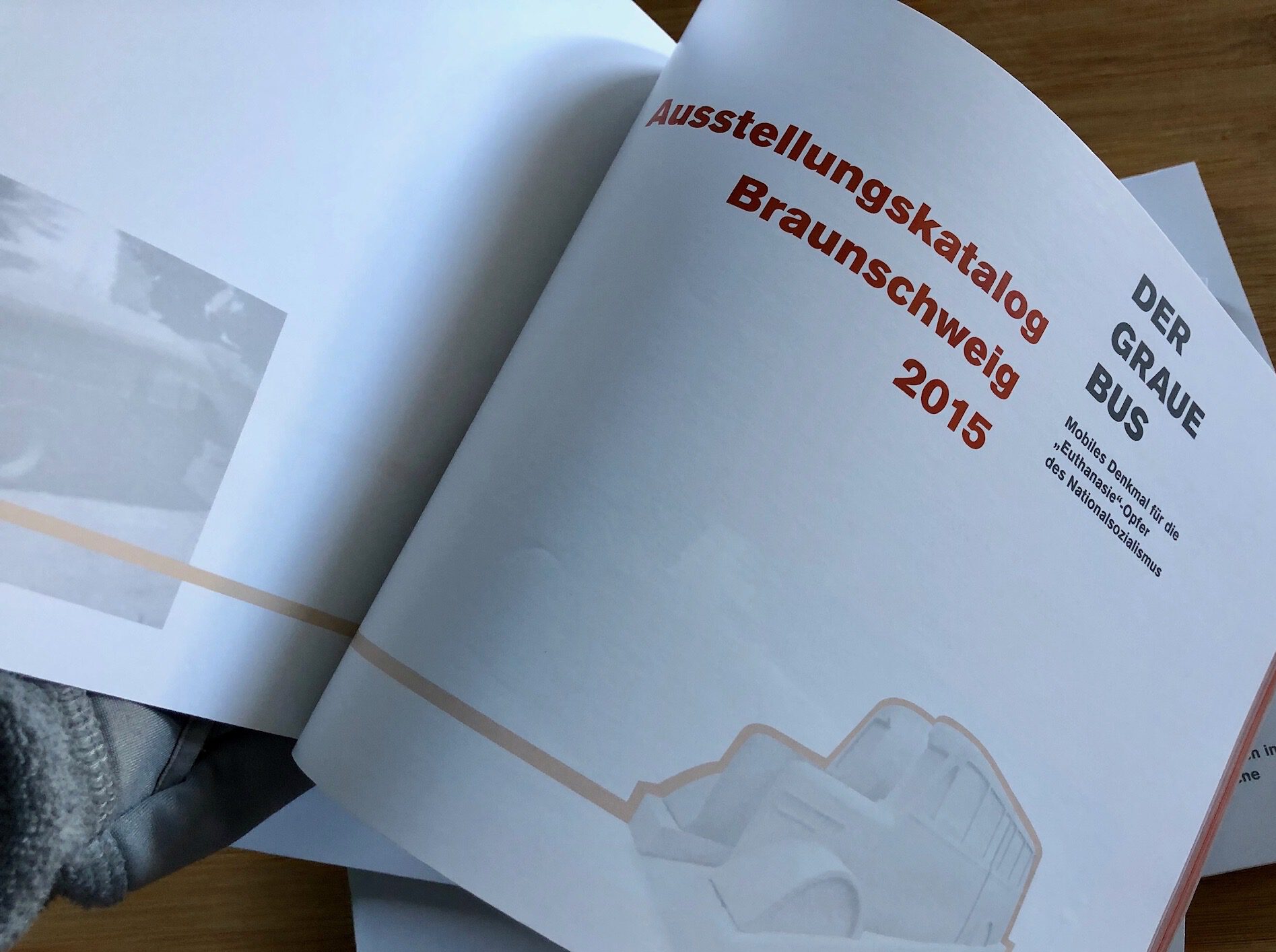 Ausstellungskatalog [mit Informationen in Leichter Sprache]